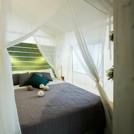 Luxury Tent With A Bathroom And Kitchen, 11 Km From * Poreč